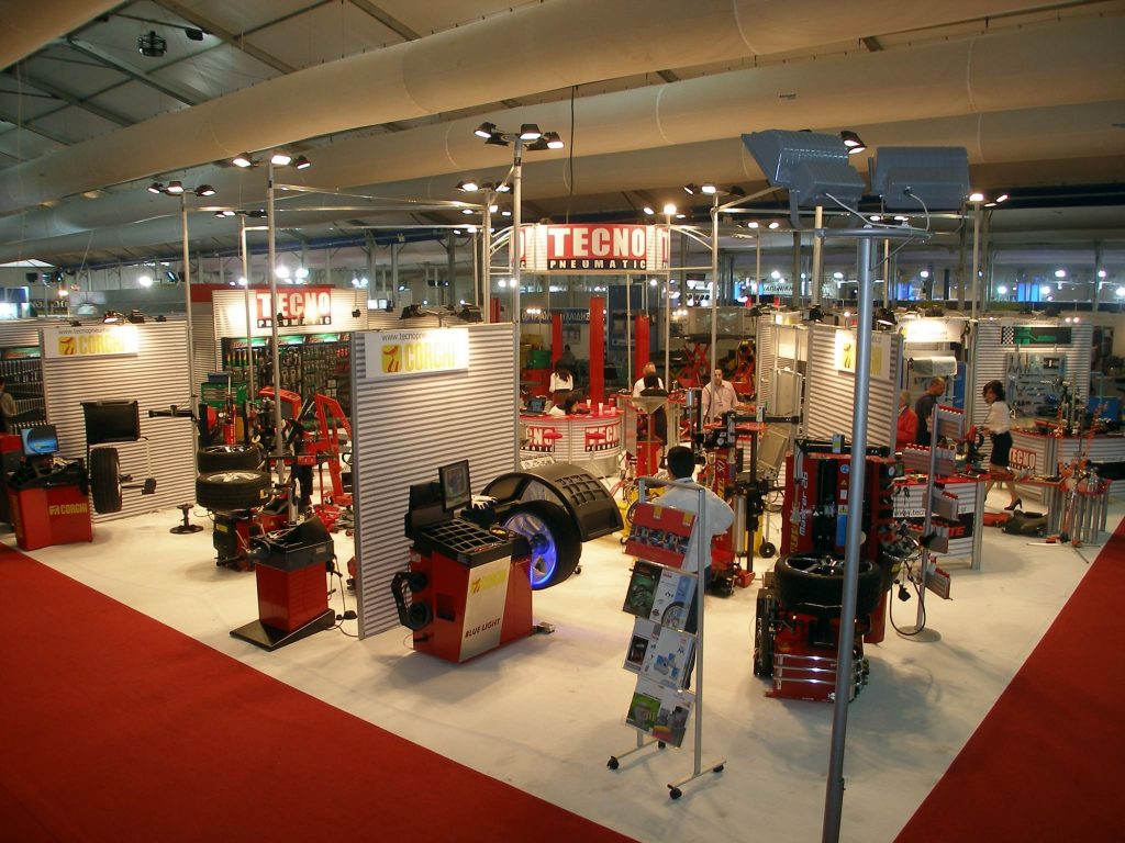 Excibition Booth for Tecnopneumatic at Workshop Equipment Expo | Art & Design Group