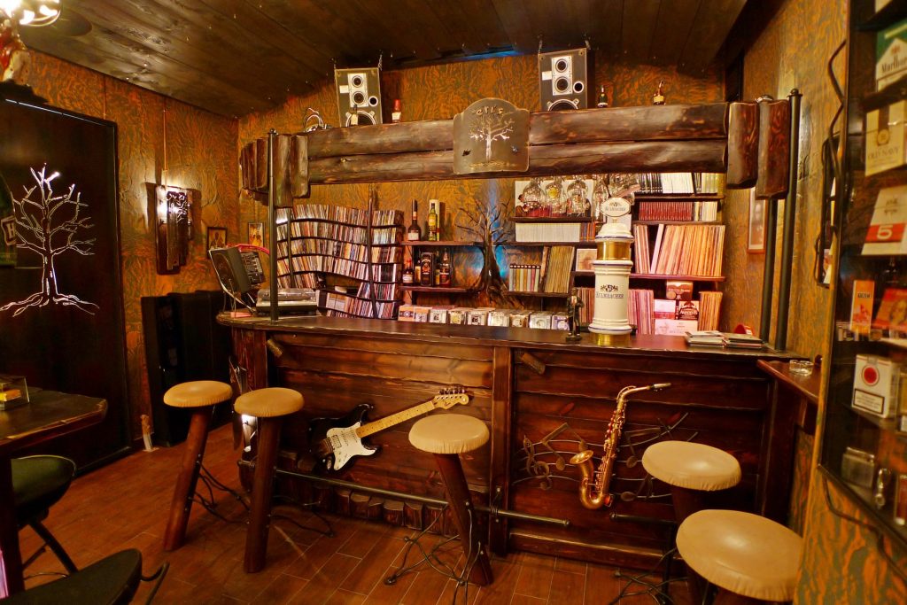 Bar | Art & Design Group